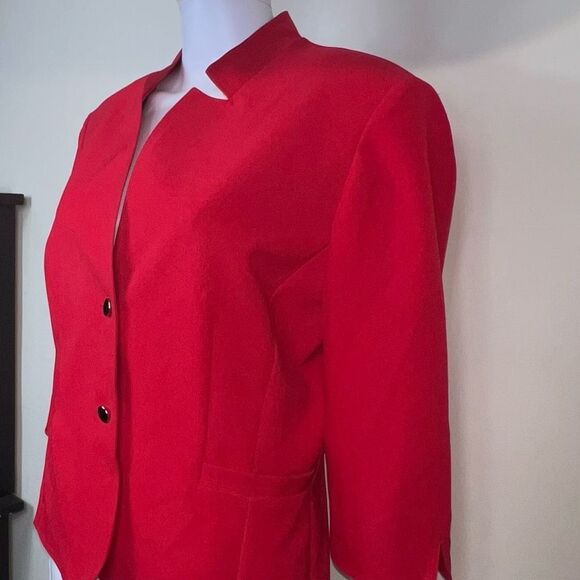 R&K Originals Vintage Cropped Red Power Blazer - Picture 10 of 12
